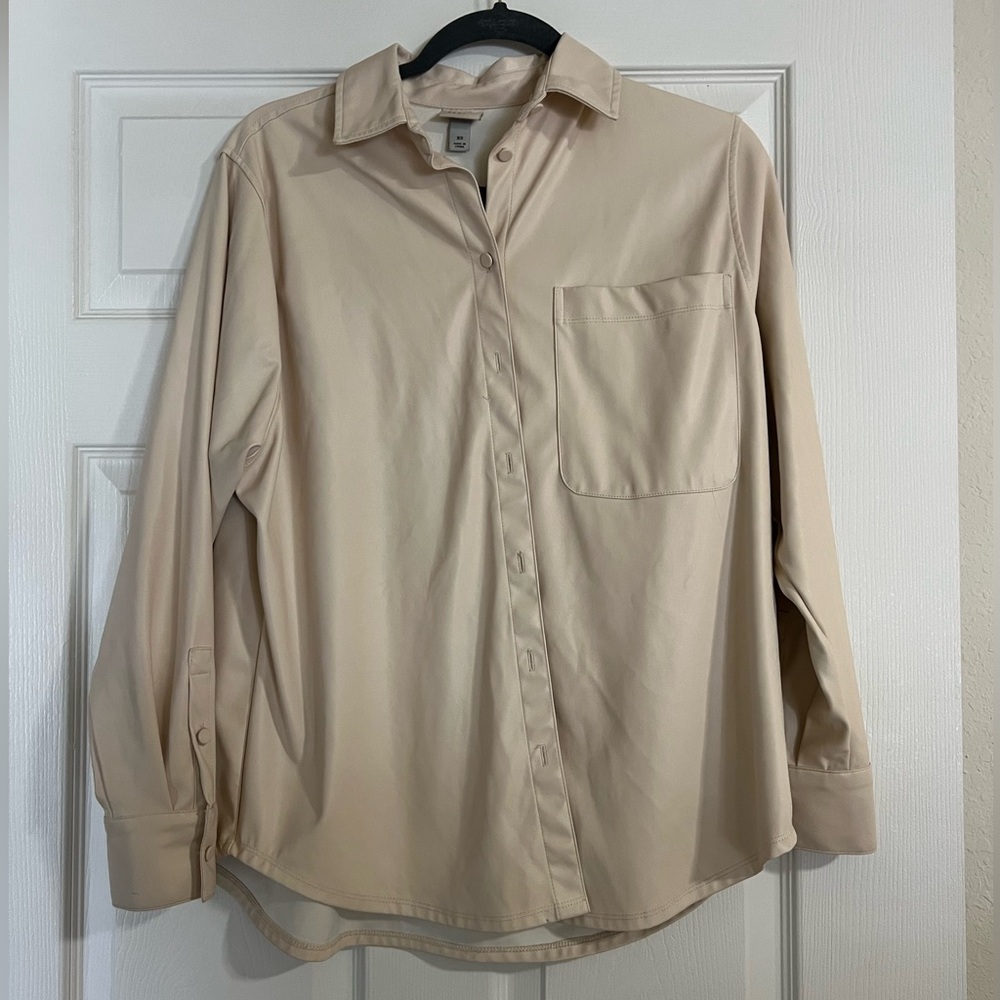 Off-white pleather button-up